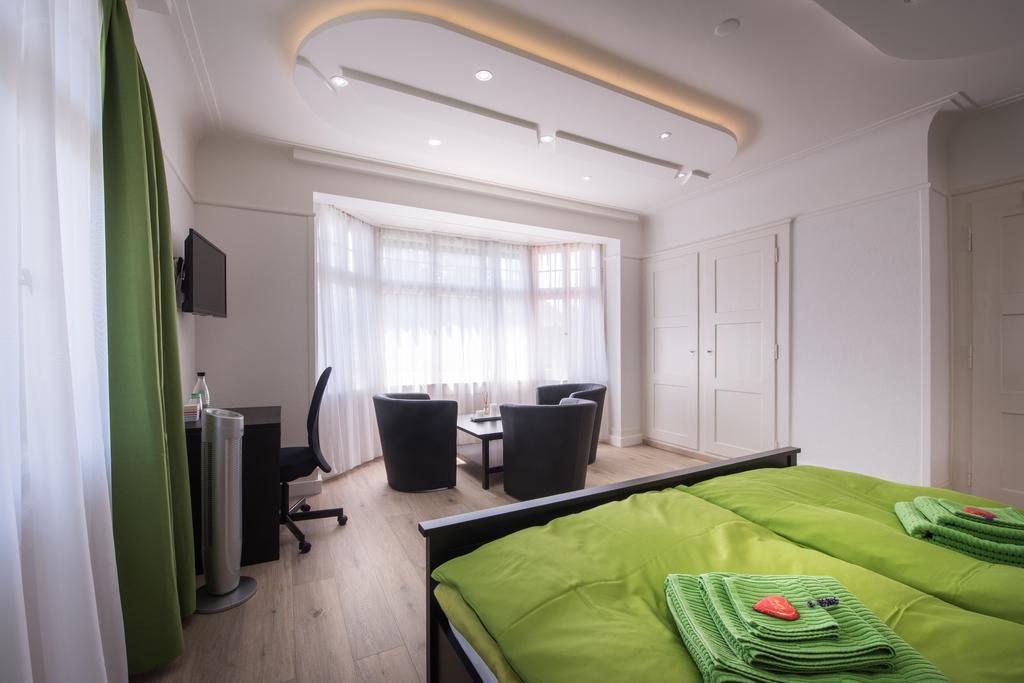 Max Aviation Villa & Apartments Berna Exterior foto