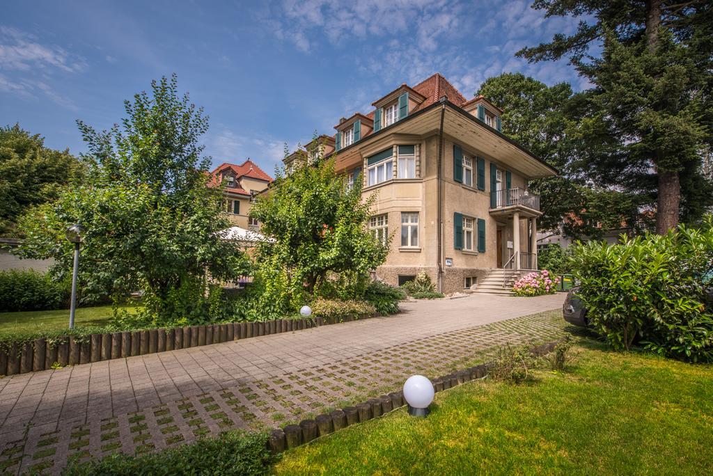 Max Aviation Villa & Apartments Berna Exterior foto